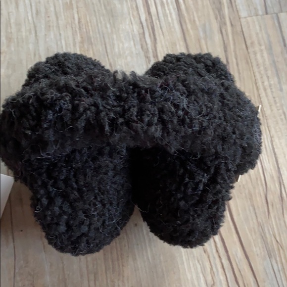 *WHOLESALE* Fashion Ear Muff Assortment - Picture 5 of 8